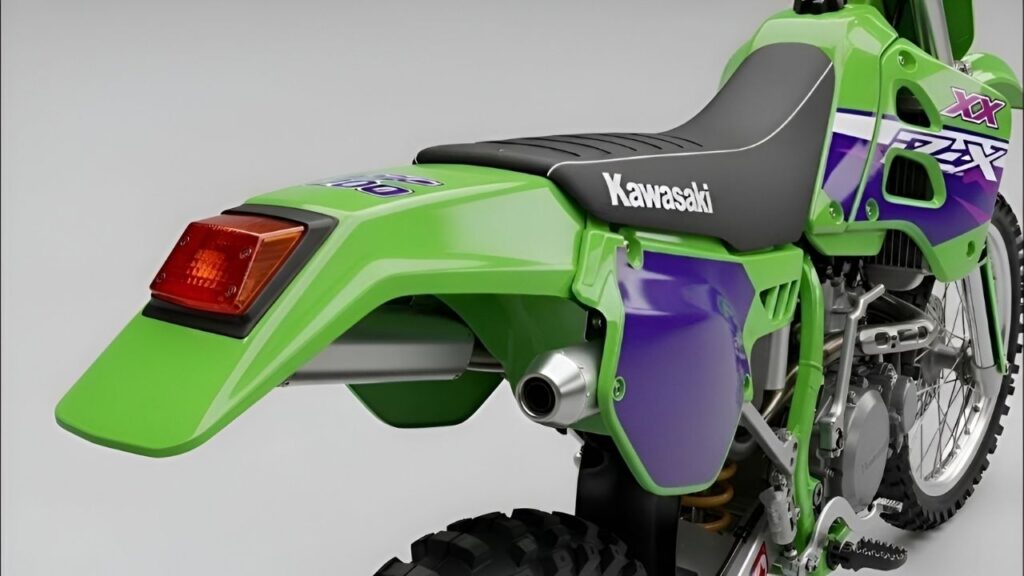 Kawasaki KLX 700 2026: moto off-road potente, ágil y lista para aventuras extremas